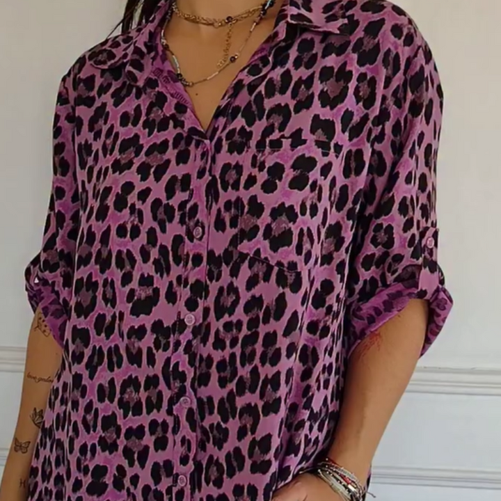 Stylish Shirt with Leopard Print and Adjustable Sleeves