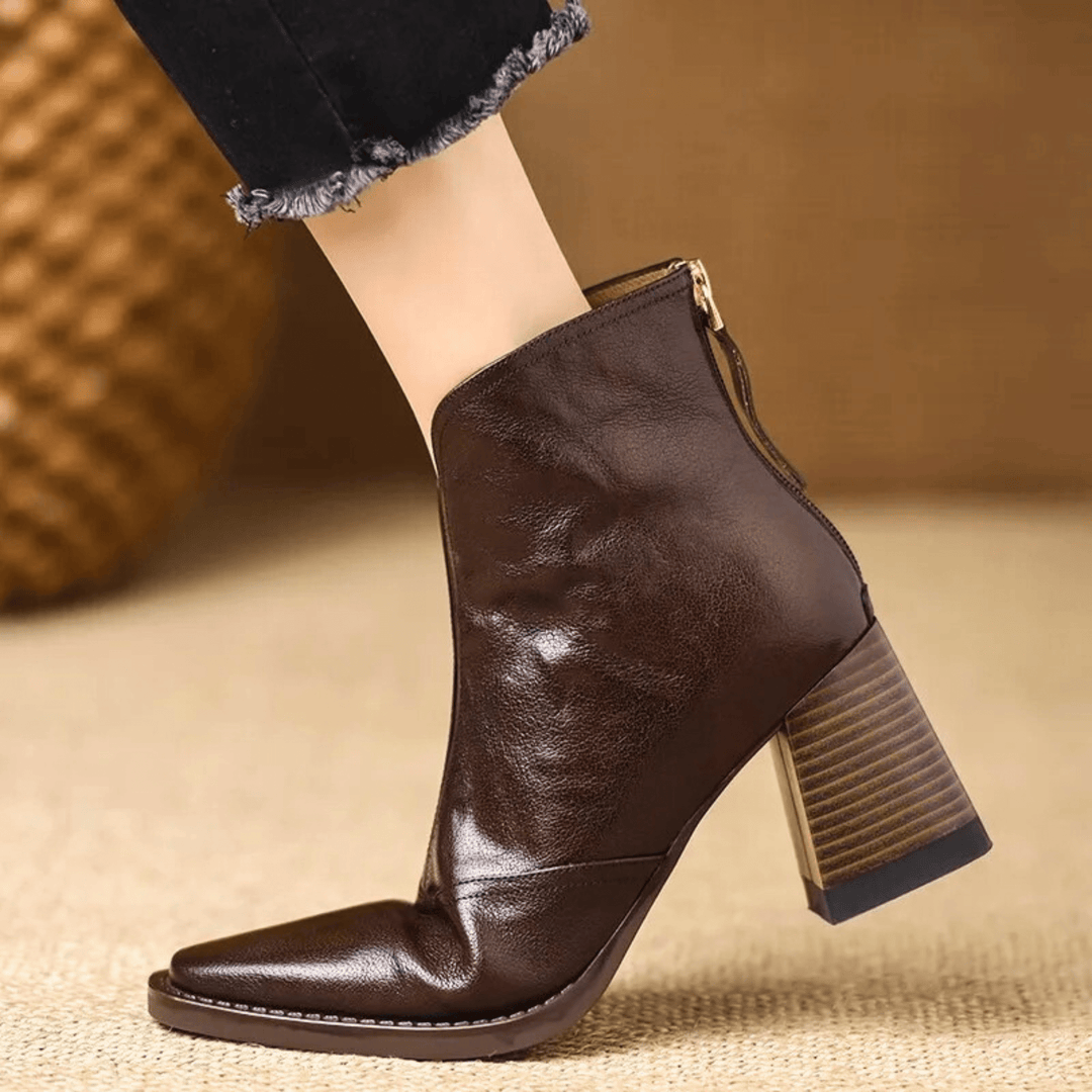 Premium Leather Claudia