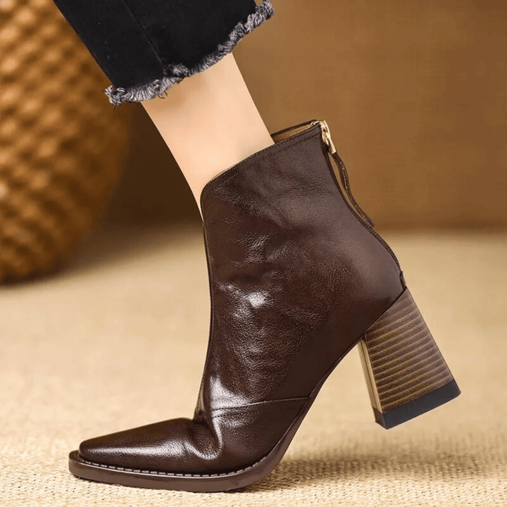 Premium Leather Claudia